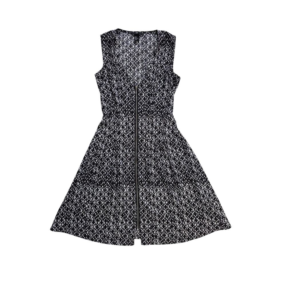 H&M Front Zipper V-Neck Midi Black/White Dress